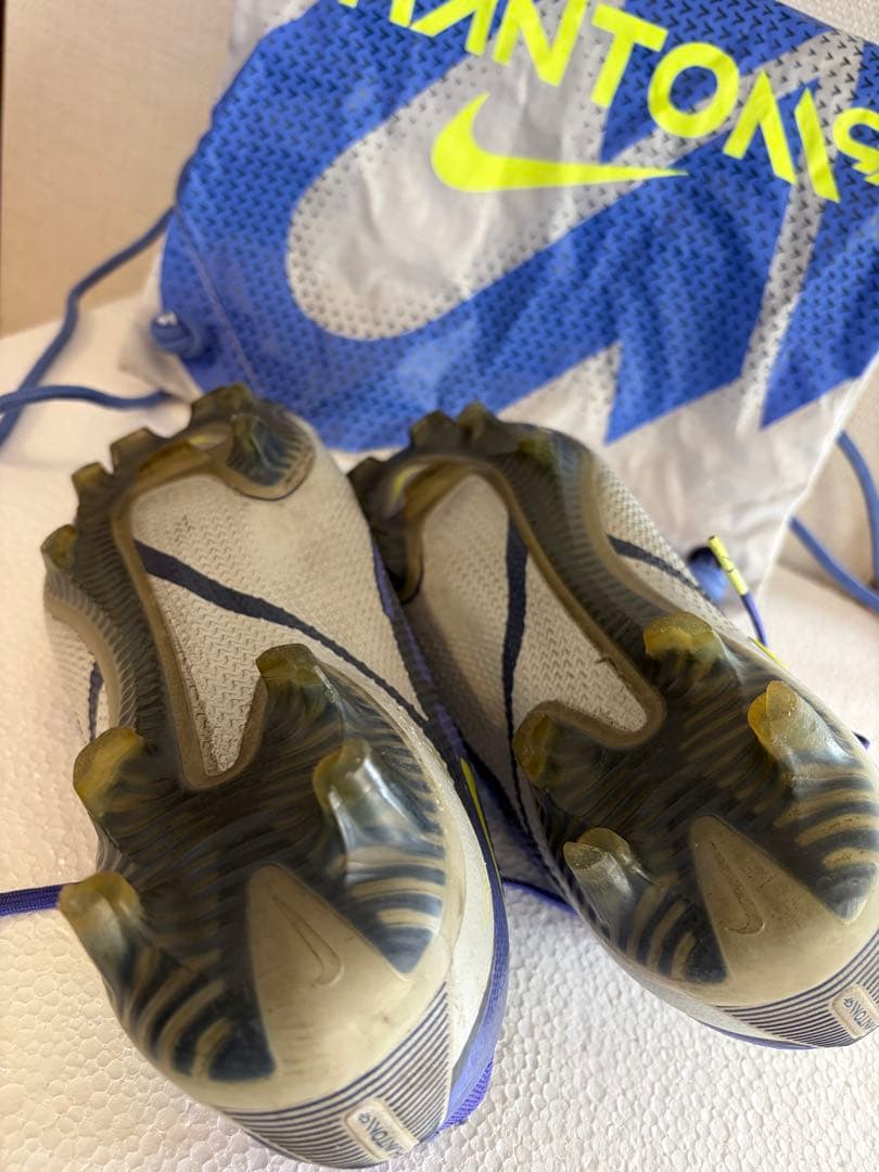 Nike Phantom GT サッカーシューズ