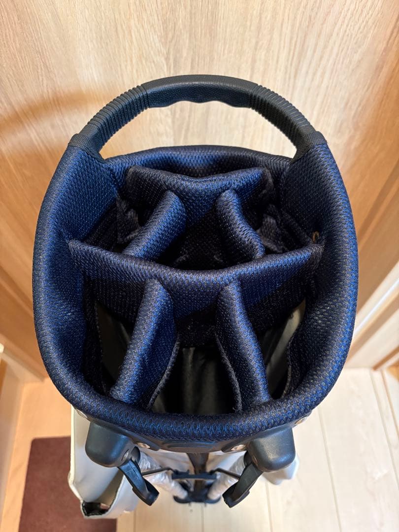 【最終価格】J.LINDEBERG グレー キャディバッグ　スタンドバッグ