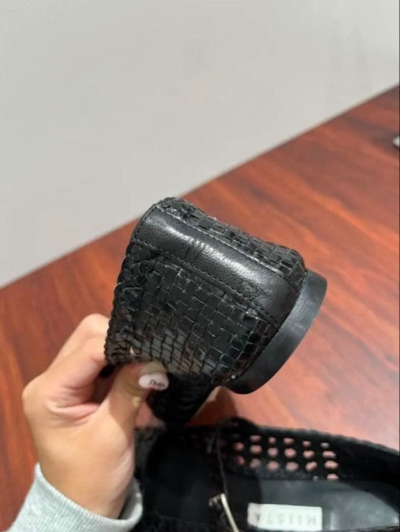 MIISTA レザーフラットシューズ