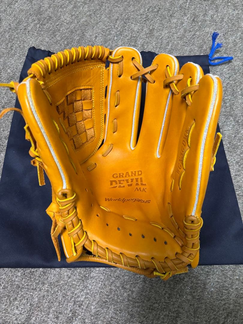 t*6様 本日限定値下げ　ワールドペガサス　桑田モデル　軟式　湯もみ型付け済み