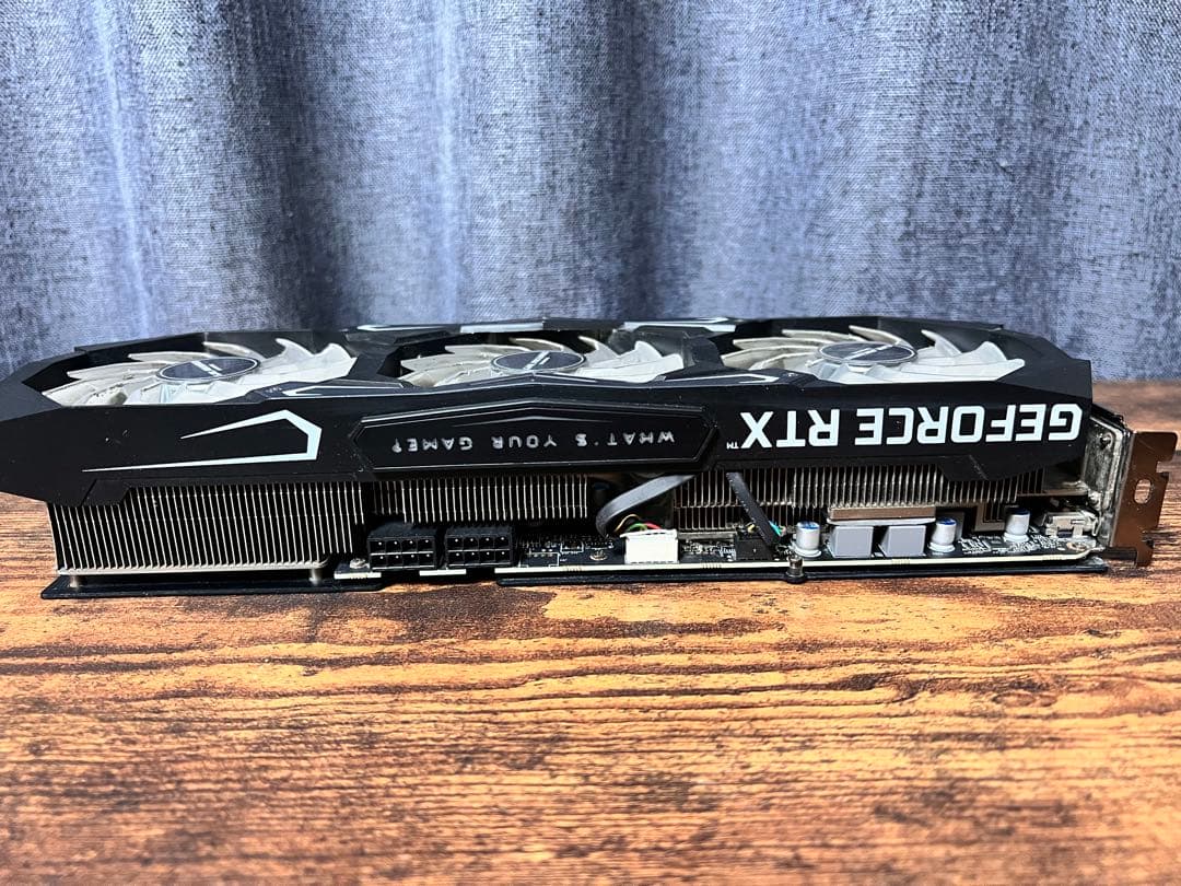 グラフィックボード・グラボ・ビデオカード GALAKURO GAMING RTX 3070 Ti 8g 111