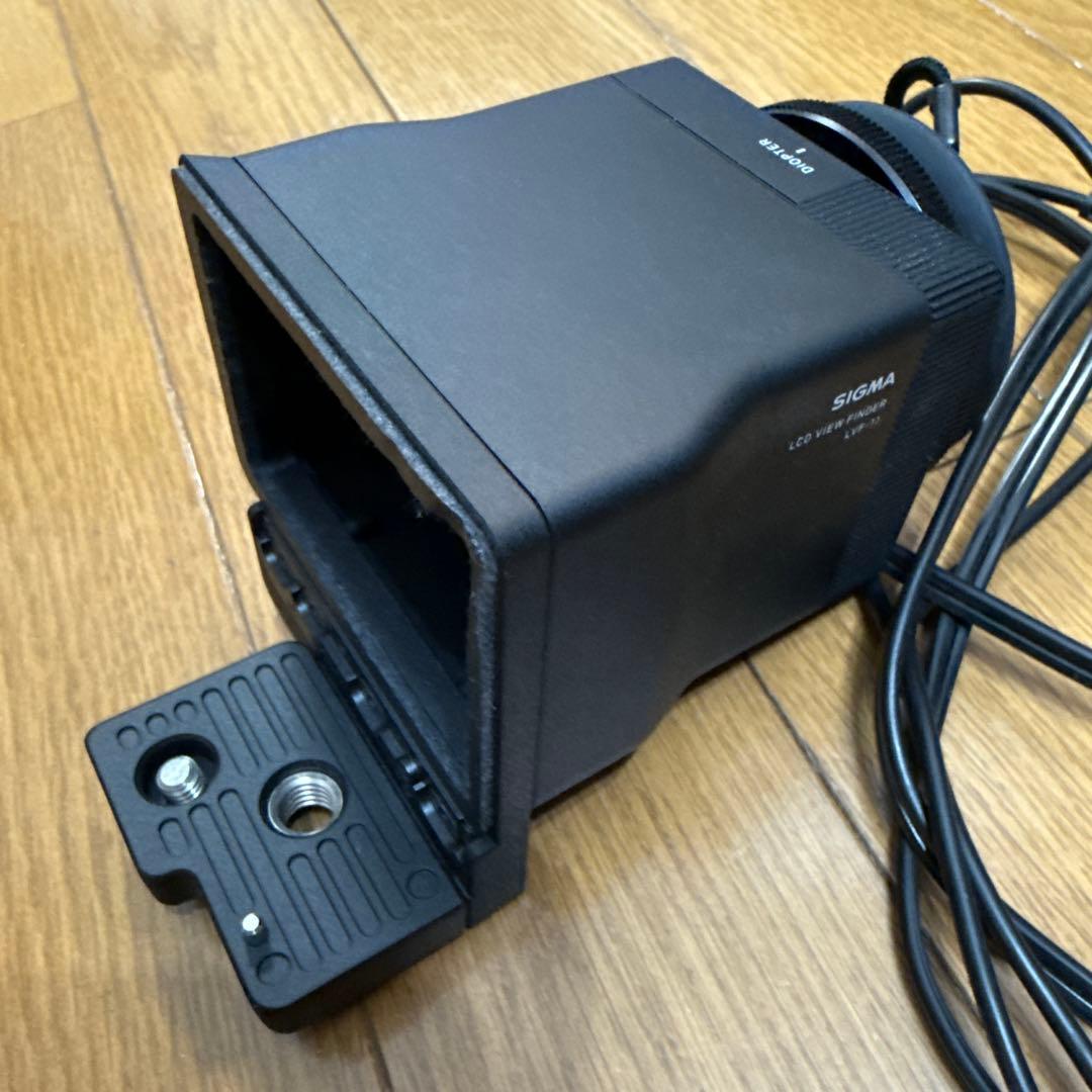 SIGMA fp L 本体と付属品