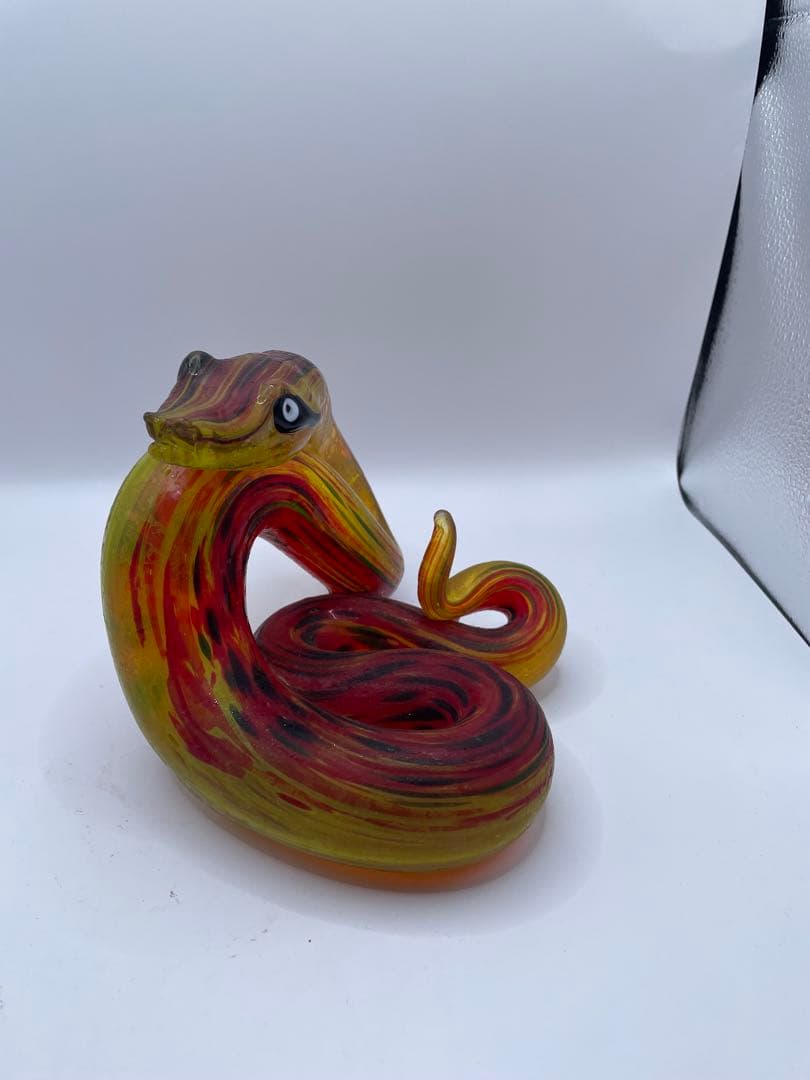 蛇　ムラノグラス　ガラスアート 赤黄