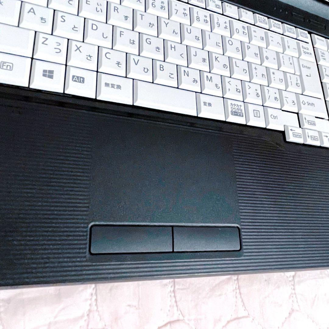 【高級機・極美品】2021年製 第10世代i5 フルHD NVMe + SSD