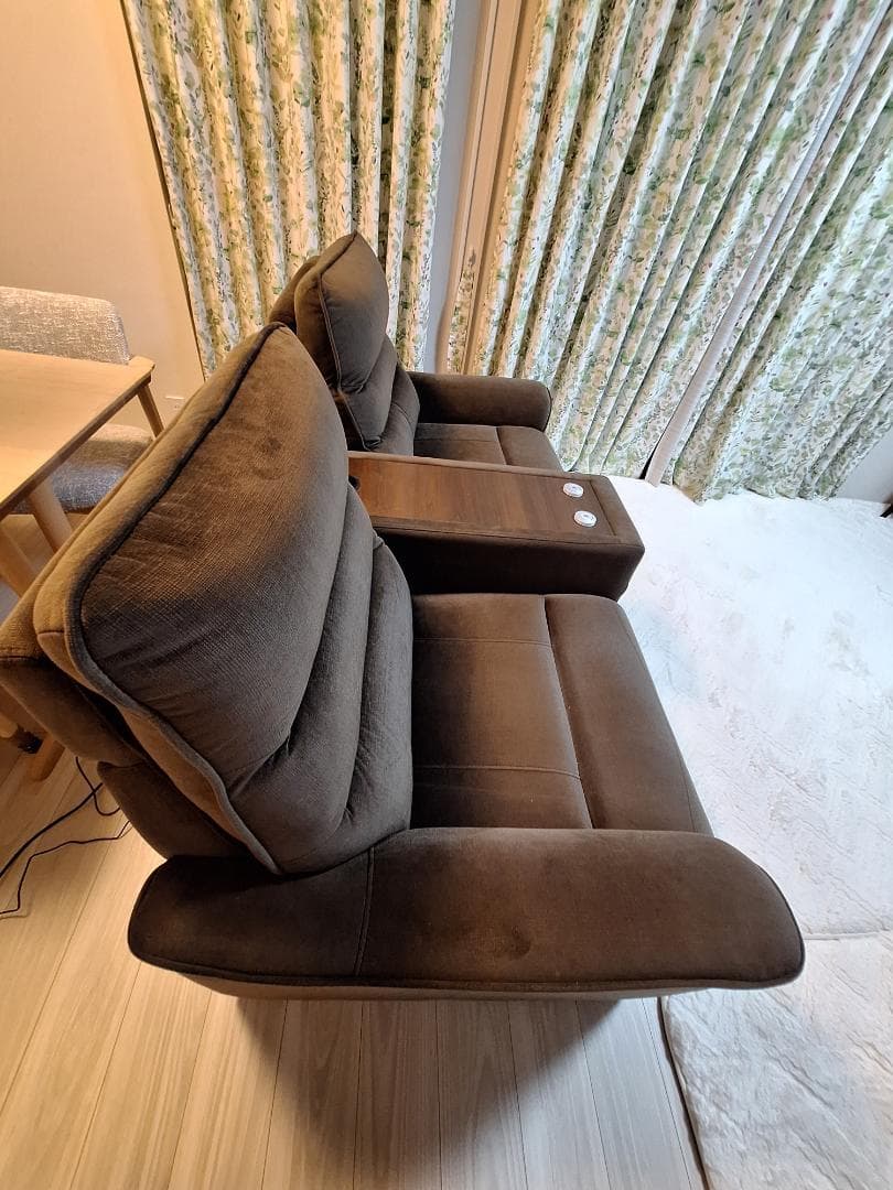 【美品・3ヶ月使用】ニトリ電動リクライニングソファ Nビリーバ3 収納付2人掛け