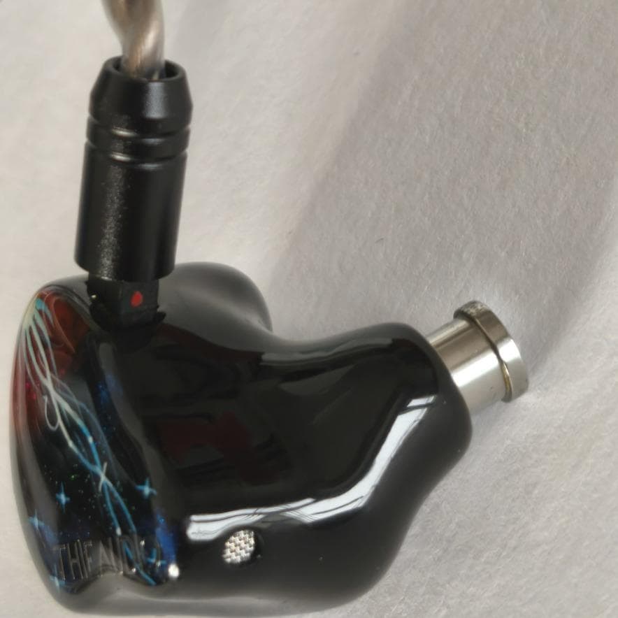 イヤホン THIEAUDIO Hype 10