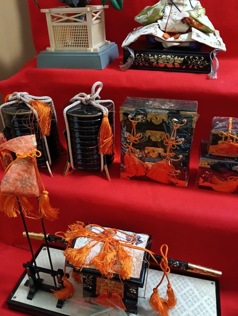 値下げ▼寿鳳びな　雛人形　7段飾り　(埼玉県春日部市でお渡し希望)