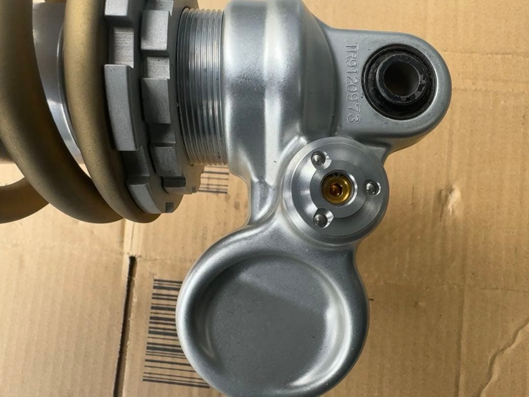 YOSSAN　オーリンズ STX40 ストリートトリプル765