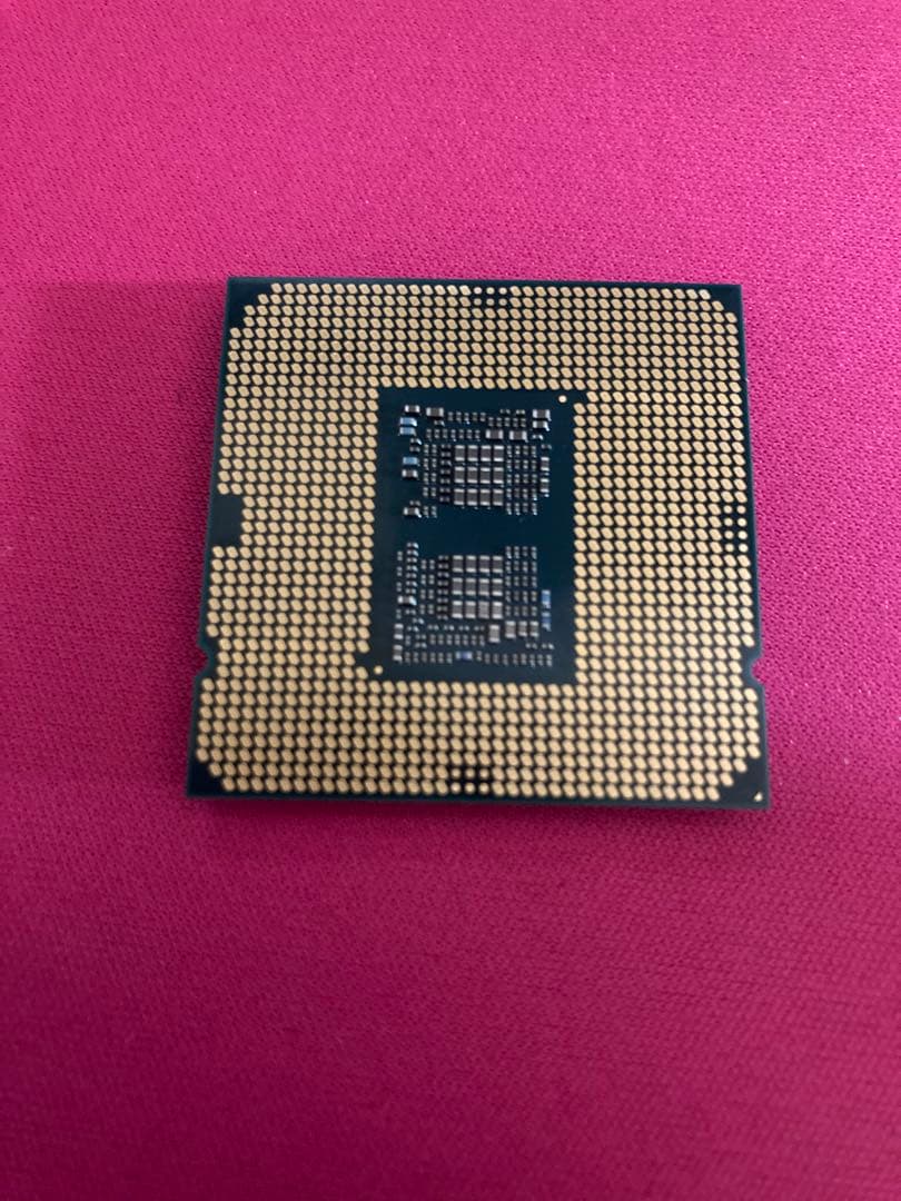 i7 10700ジャンク本体のみ