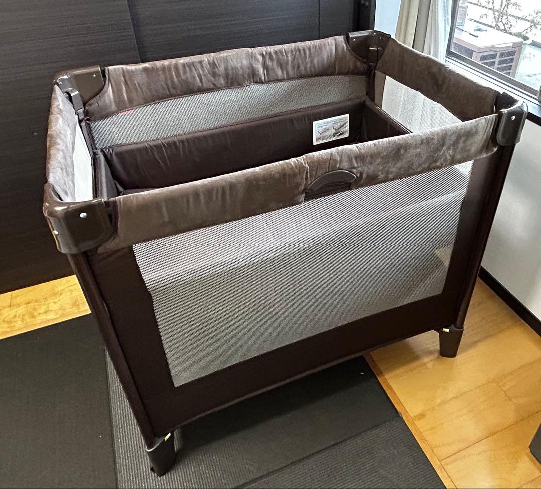 ココネル　エアー　ベビーベッド　ココア色