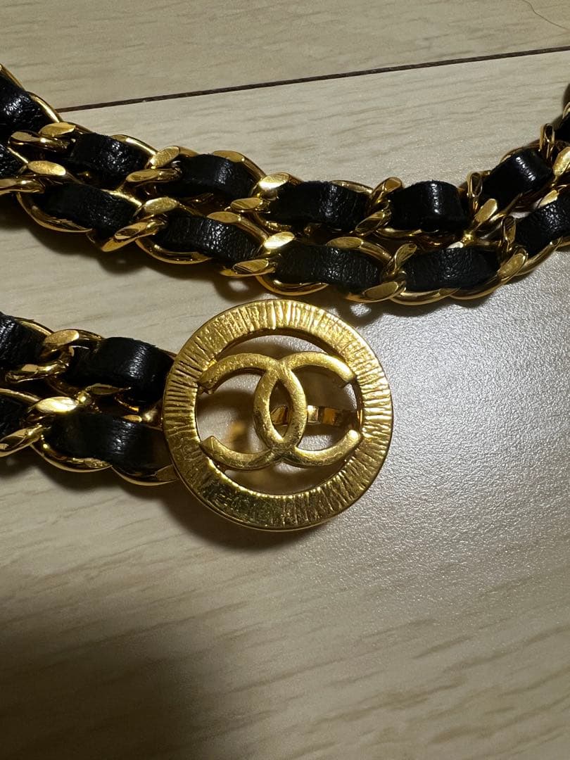 CHANEL チェーンベルト 黒/金