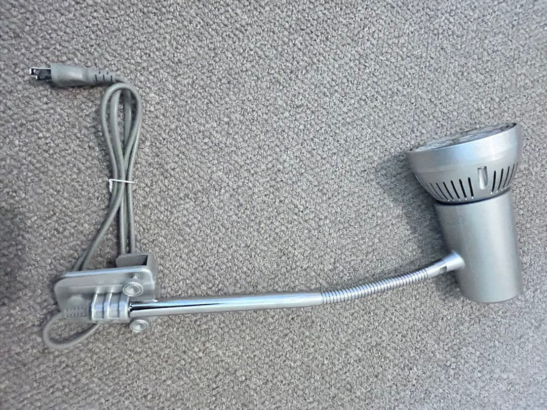 AQUA SYSTEM AXY FINE SPOT LEDライトとスポット付き