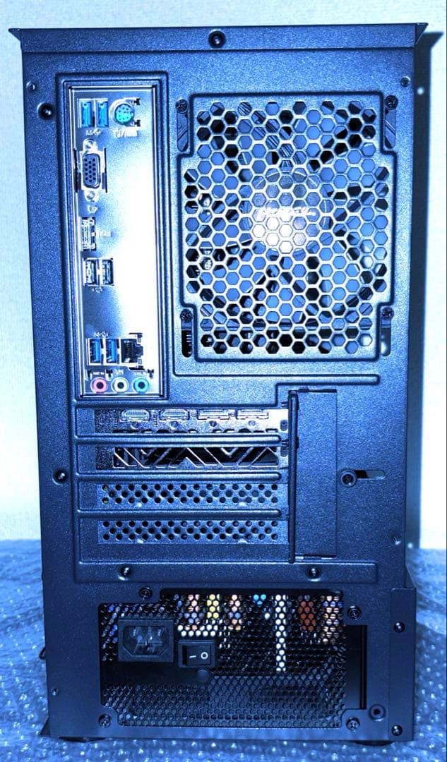 【特価】ゲーミングpc RYZEN7 1800x RX5700xtSSD1TB