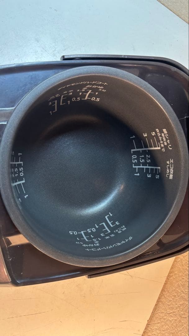 H*G様 デジタル表示のダイヤモンド釜炊飯器モデルSR-HVD1080