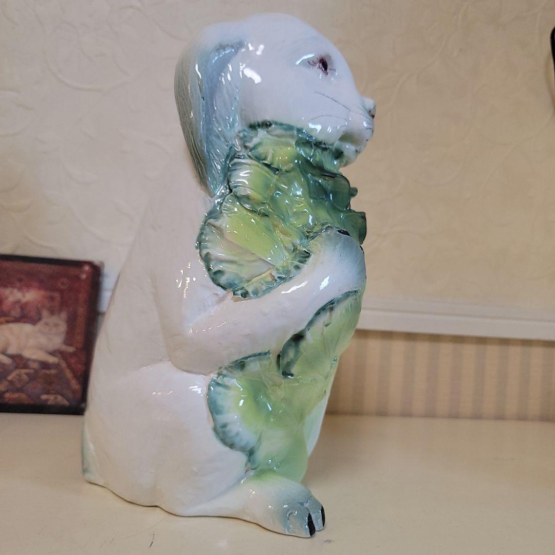 ウサギの置物　陶器製　ヴィンテージ　垂れ耳ウサギのオブジェ　希少