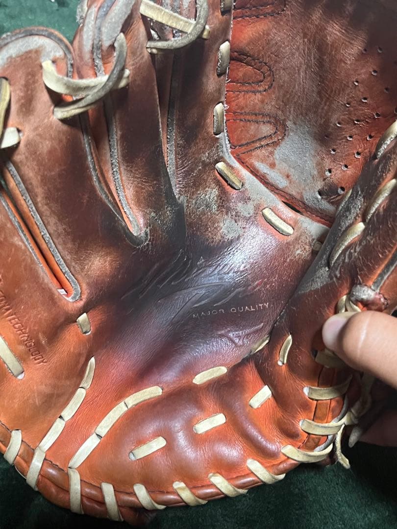 硬式左投げ投手用グローブ　ミズノプロ