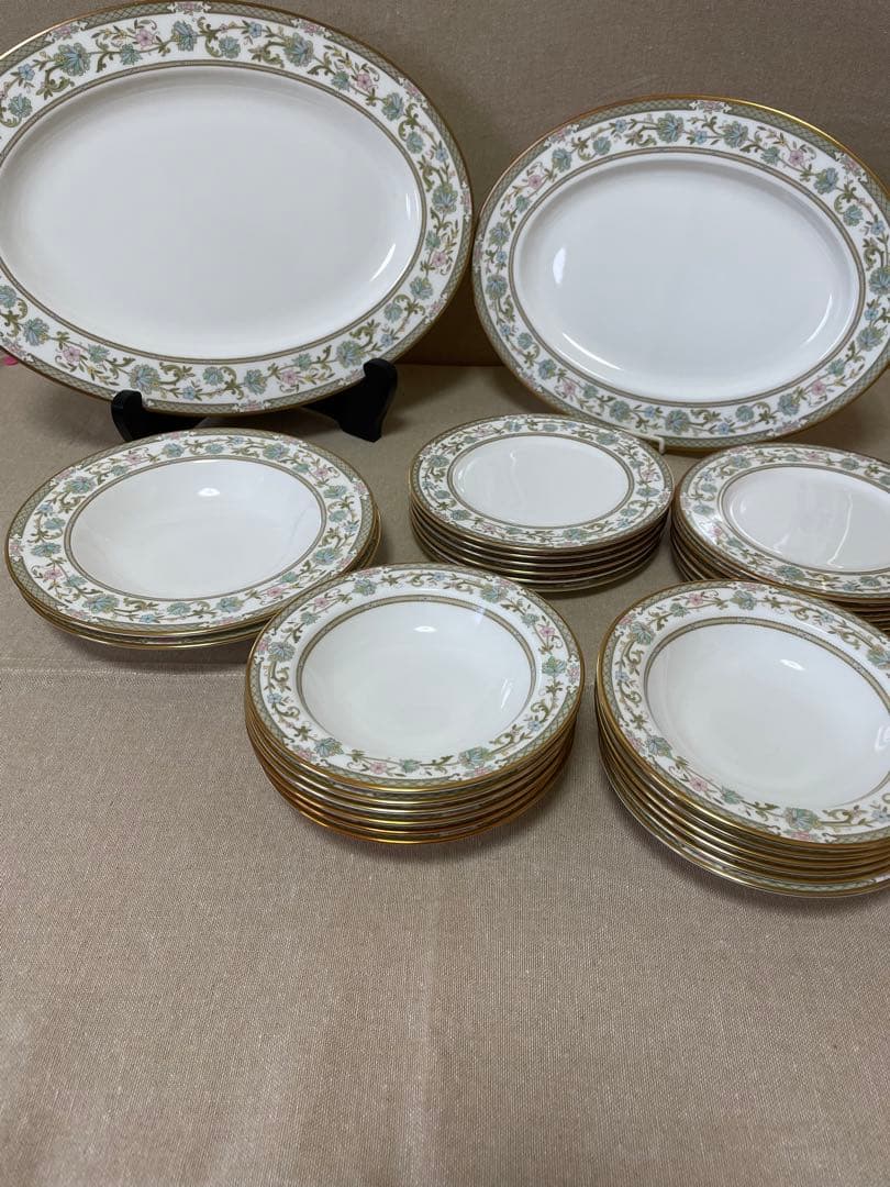 Noritake SAKURAシリーズ　28点セット