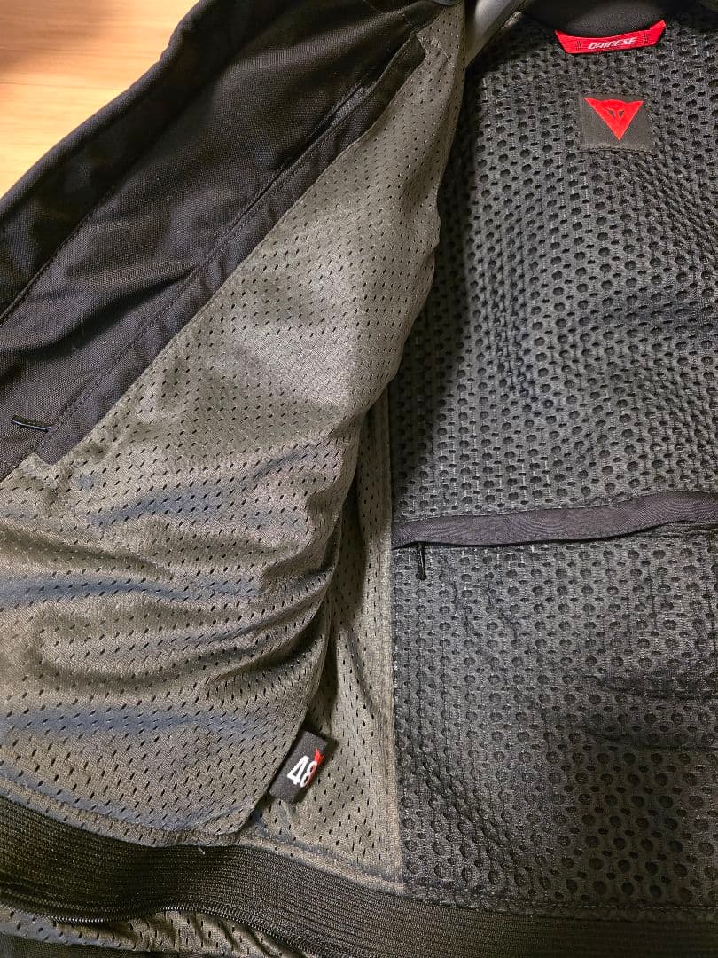 ダイネーゼ レザージャケット 48 美品