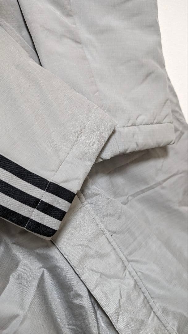 アディダス adidas ライト インサレーテッドコート ベンチコート グレー