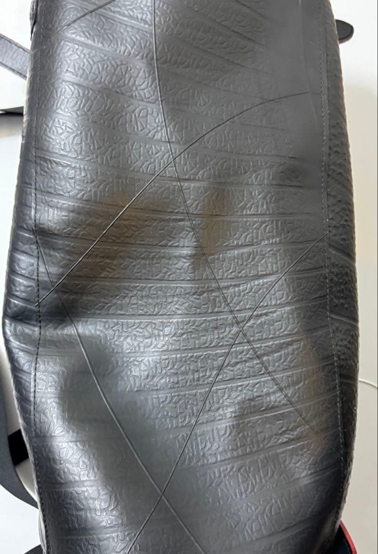 SEAL ボストンバッグ タイヤ レッド防水モデル おまけ ショルダーパッド