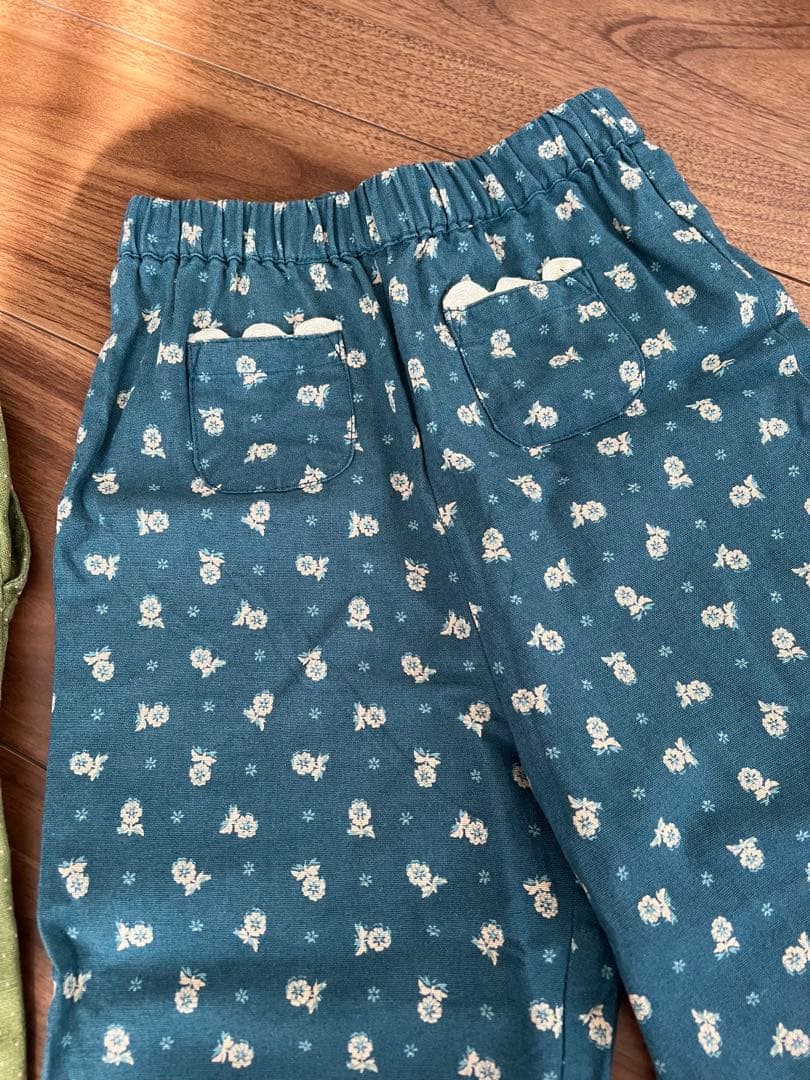 Apolina3-5y パンツ２枚 marlowe trouserとカーキ花柄