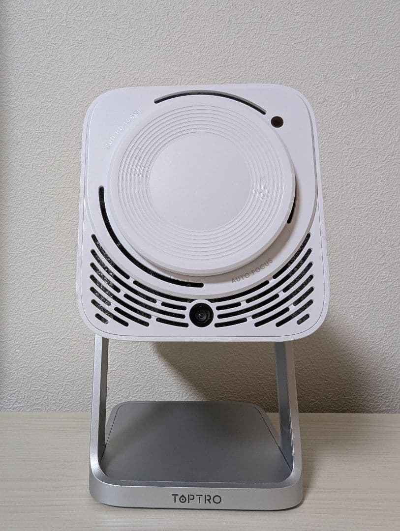 【新品】プロジェクター Netflix／750ANSI／Dolby スピーカー