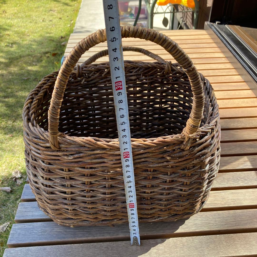 アケビ　カゴ　籠　バスケット