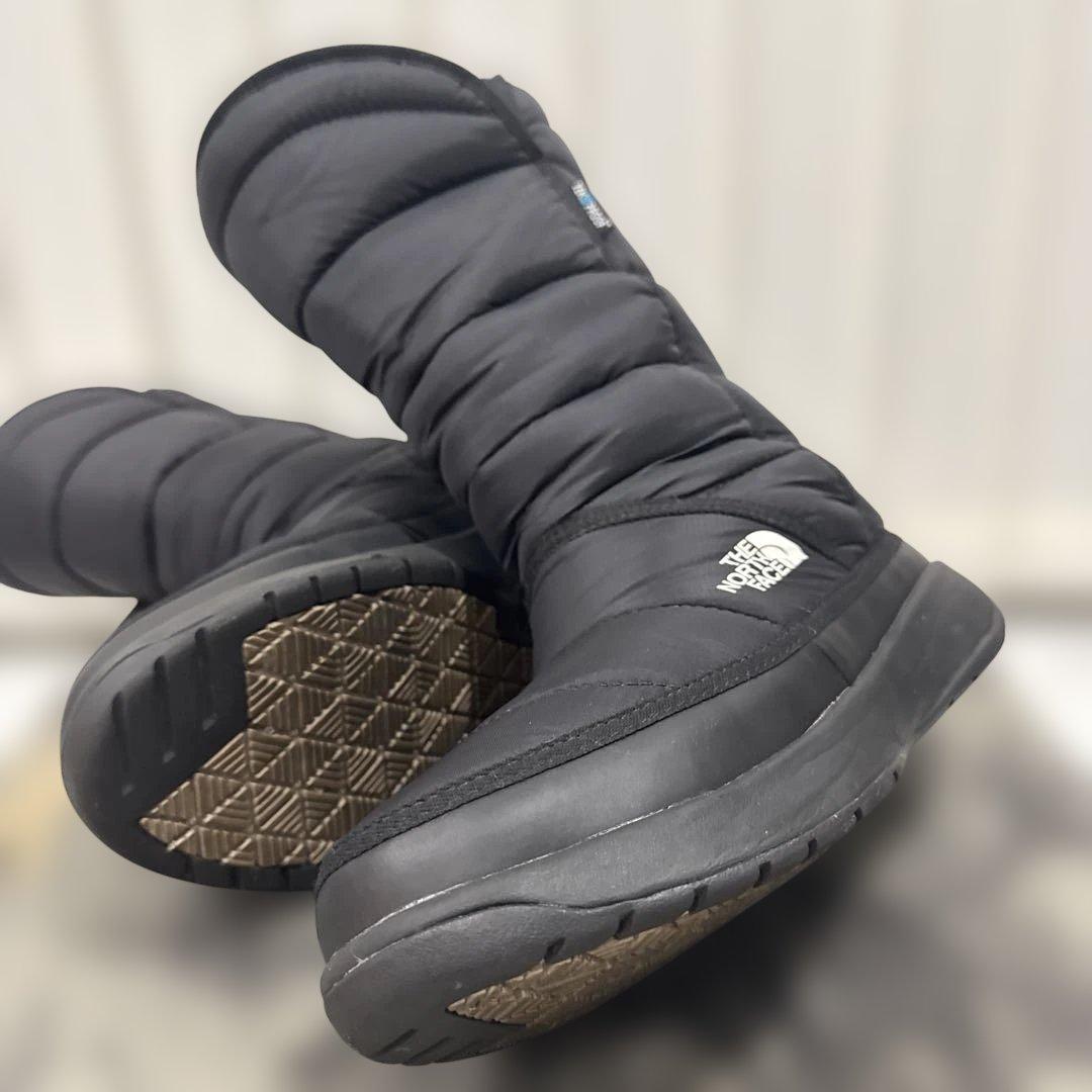 美品　ザノースフェイス　W Amore WP II【24.0】 NFW51977