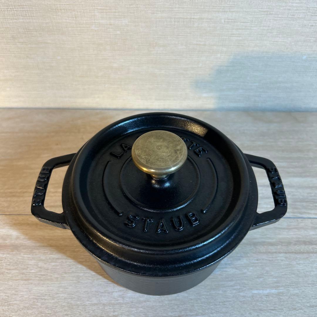 staub ストウブ　ココットラウンド　12cm ブラック　両手鍋　鍋