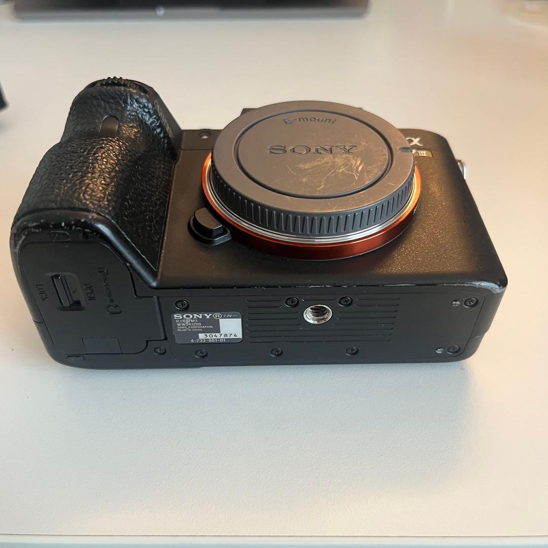 SONY α7iii ミラーレス一眼カメラ ソニー おまけ付き