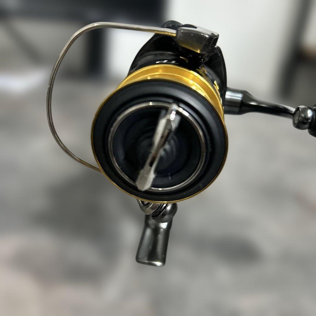 【美品】20ツインパワーC2000S ios ラインローラーカスタム