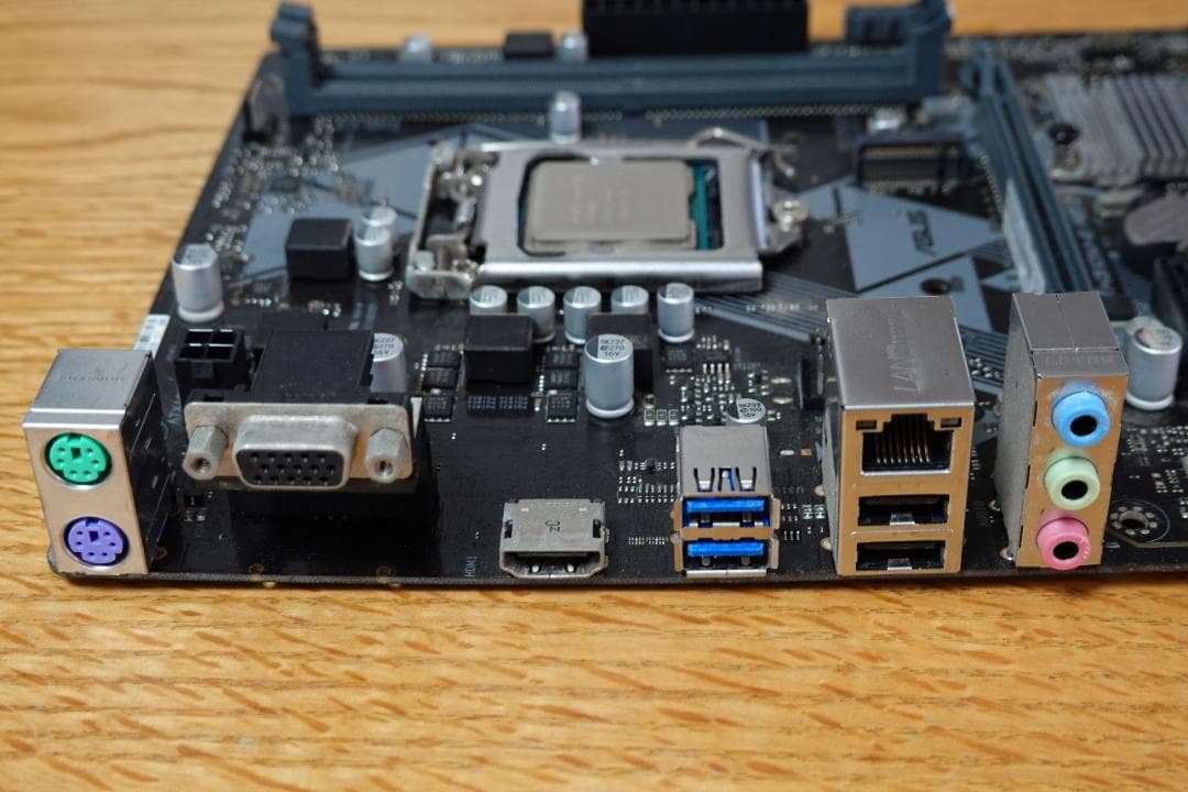 【マザボ】ASUS H310M-E +【CPU】 i5-9400 / 動作品