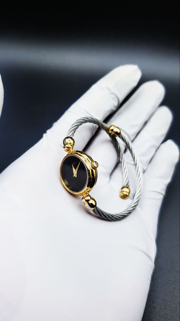 リ*ン様 【稼働品】元箱、説明書付き。　グッチ　GUCCI 2700.2.l