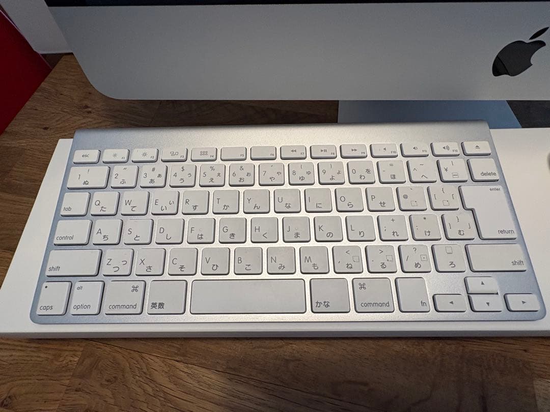 iMac (21.5-inch, Mid 2011)キーボード, マウス付き