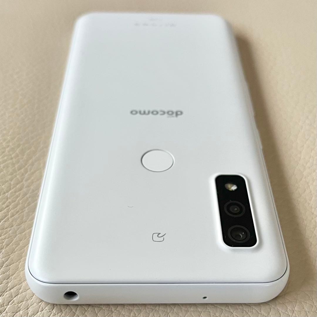 arrows We F-51B docomo スマートフォン 本体