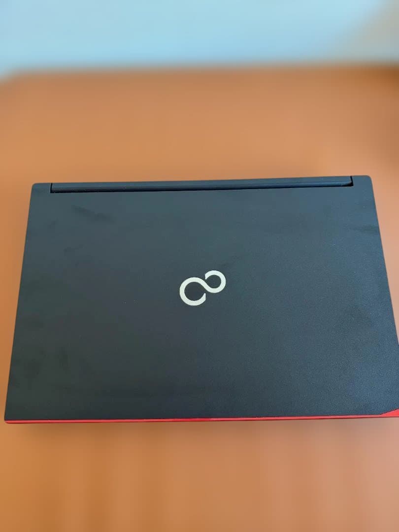 Windowsノート本体 Fujitsu LIFEBOOKi5-7300U/8G/250G