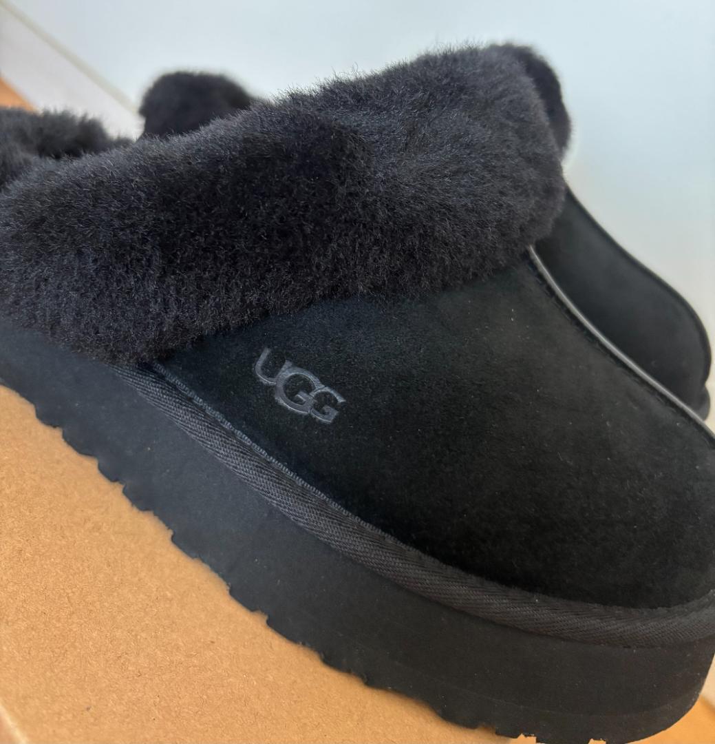 UGG【新品・正規品】ディスケット♡厚底サンダル　US７（24㎝）