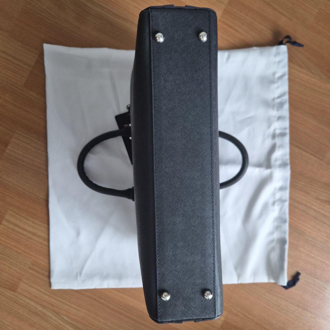 【美品】ペッレモルビダ Capitano CA015-NAVY