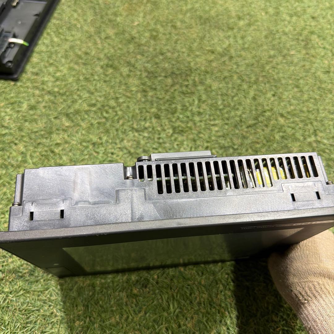 MITSUBISHI パネル　GT1665M-VTBA/ GT15-QBUS