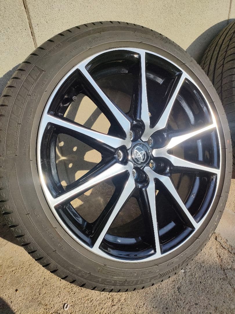 【ぴー】GR86 SZ 純正ホイール 純正装着タイヤ ①