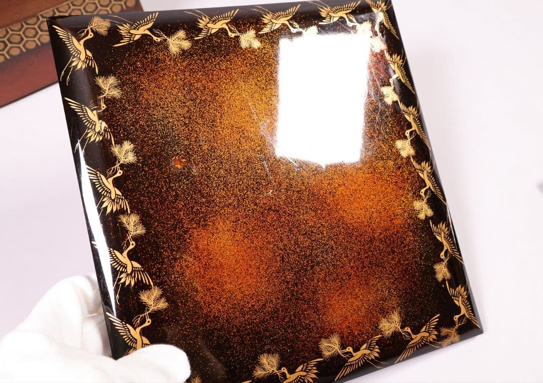 【MB207】時代漆芸 絵変金蒔絵 五段重箱 蓋二枚 小紋 梨地 内朱塗 天然木