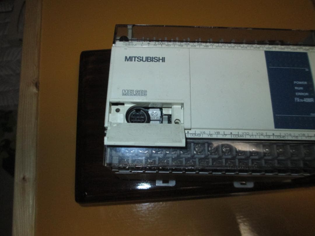 三菱シーケンサー FX1N-40MR