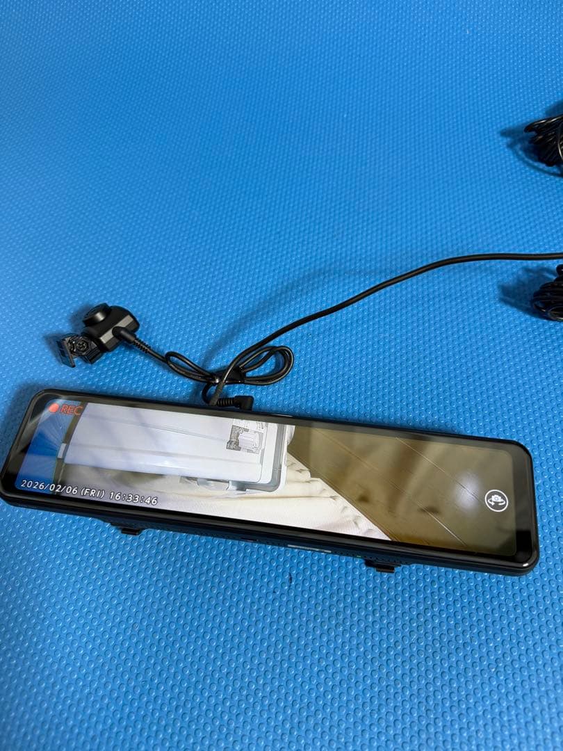 ドライブレコーダー ZDR 038 ルームミラー型 1カメラ付き。