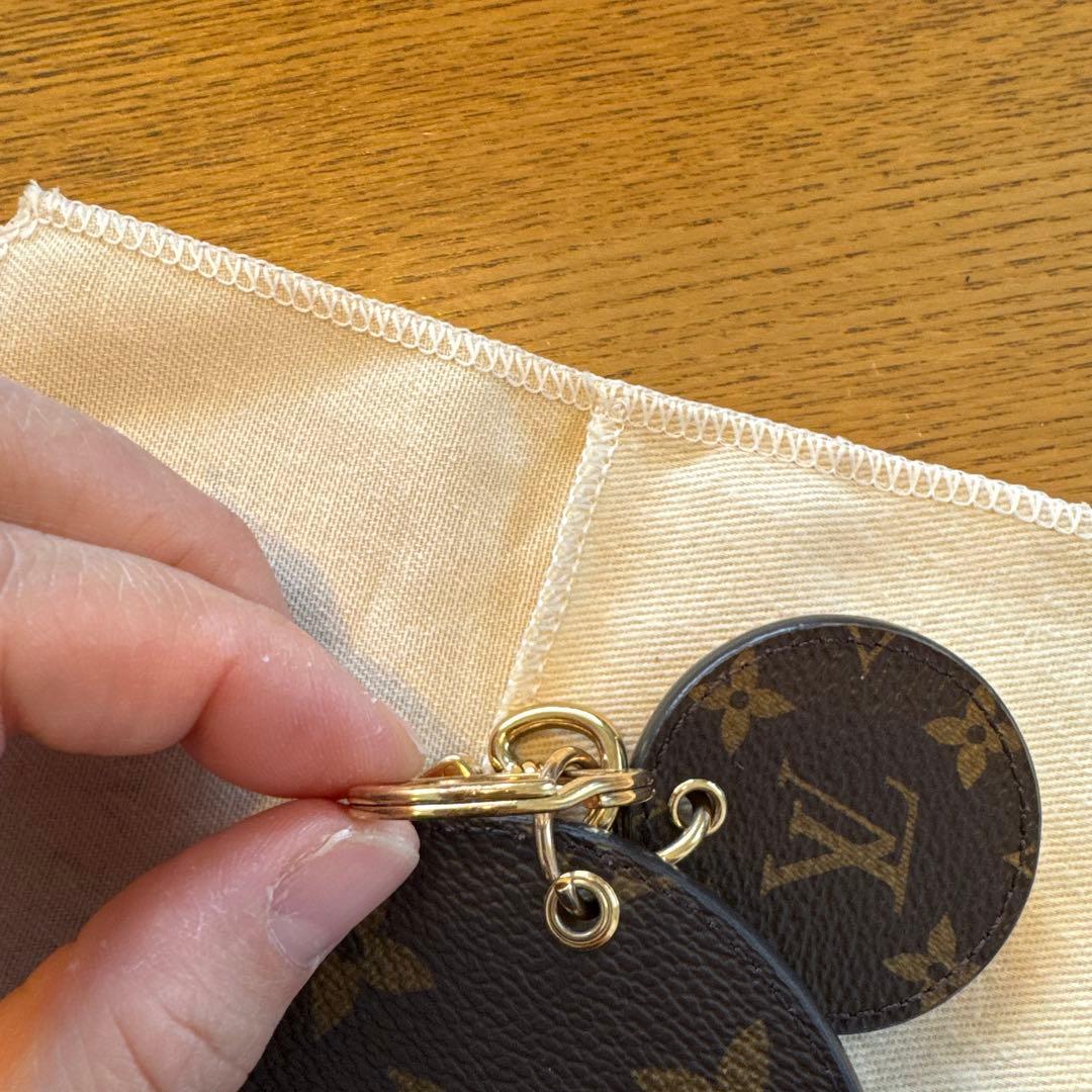 VUITTON キーリング　チャーム
