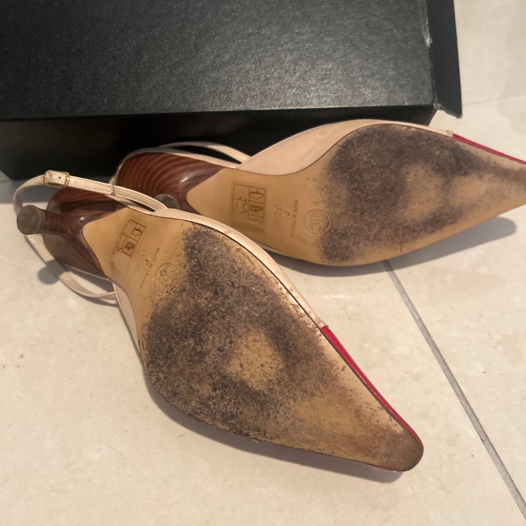 シャネルバックベルトシューズ