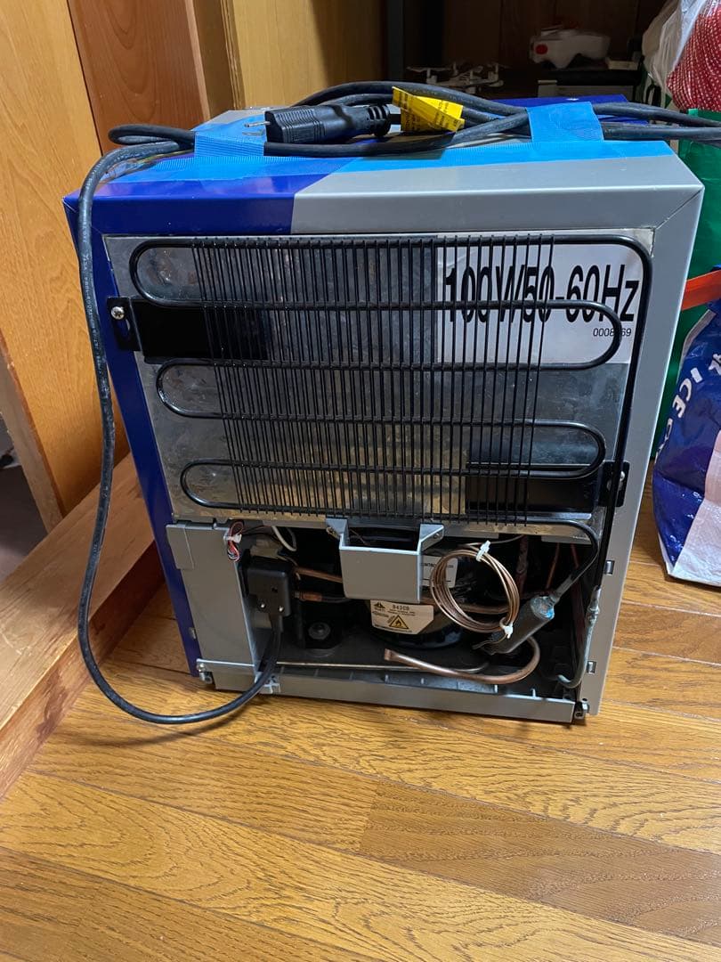 レッドブル　冷蔵庫　ジャンク