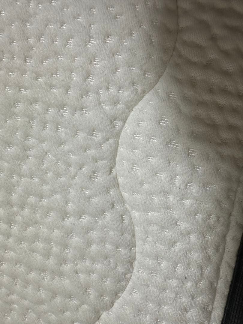 NELL（ネル）マットレス　　セミダブル　　美品