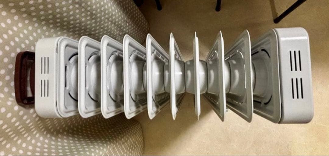 デロンギ　オイルヒーター　RHJ21F1015-BR