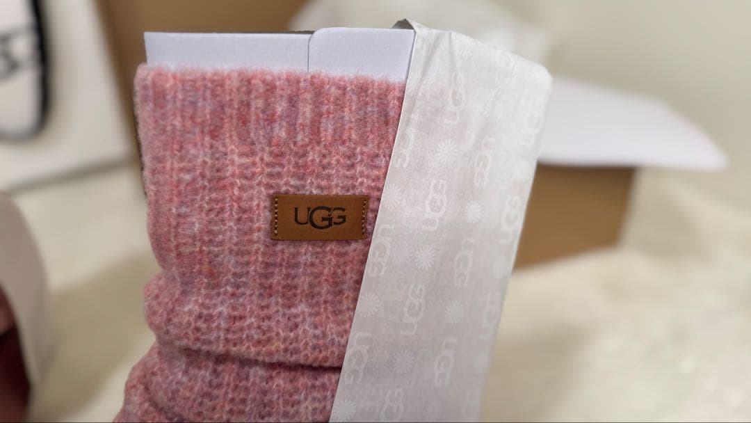 UGG ピンク ミニディッパー ルーズソックス付