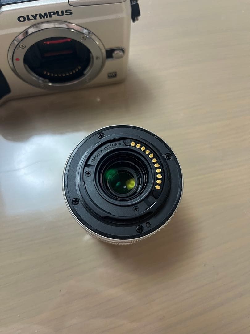 オリンパス OLYMPUS pen E-PL2 / レンズキット